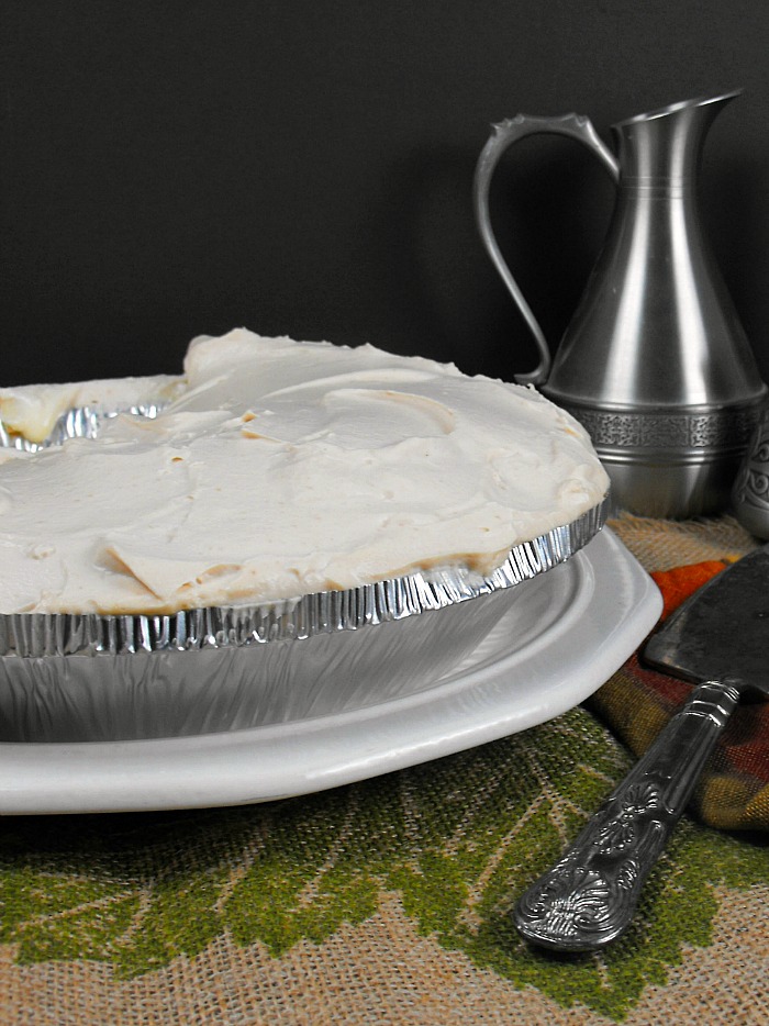 Salted Caramel Banana Cream Pie