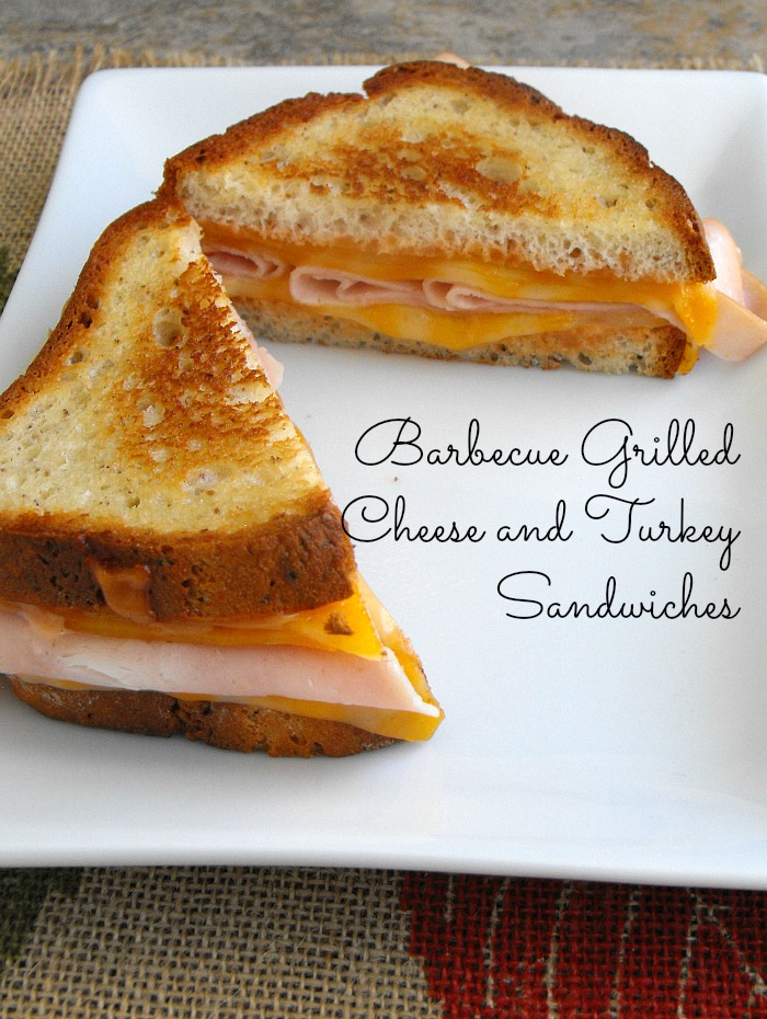  Barbecue Grilled Cheese and Turkey Sandwich: a lot of flavor without having to spend a lot of moola #RollintoSavings #shop 