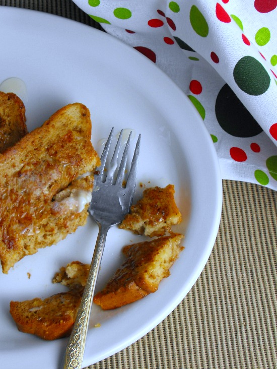Gingerbread French Toast: an easy way to start the day with a little holiday spirit.