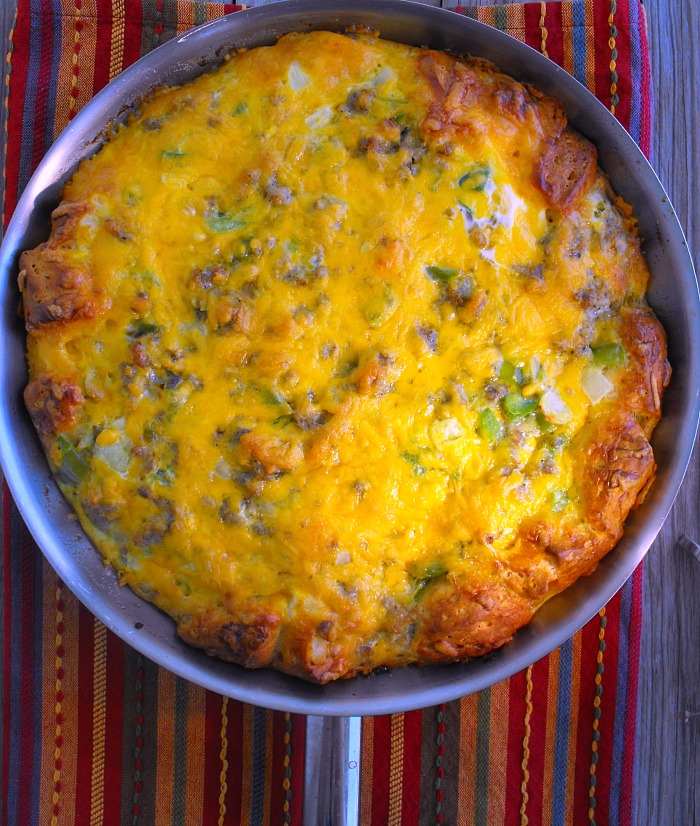 Cheese and Sausage Biscuit Skillet #bread #breakfast
