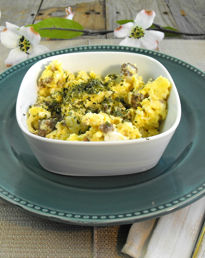 Garlic Eggs with ground beef